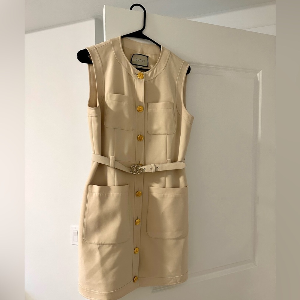 Authentic GUCCI vest/jacket dress, size 8 (M) with a size 30 GG belt
